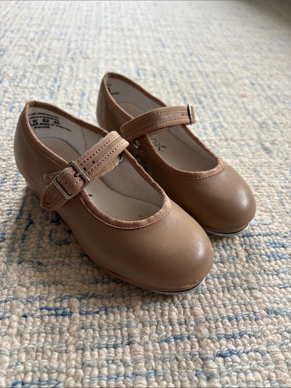Girls Tan Tap shoes with Buckle Strap